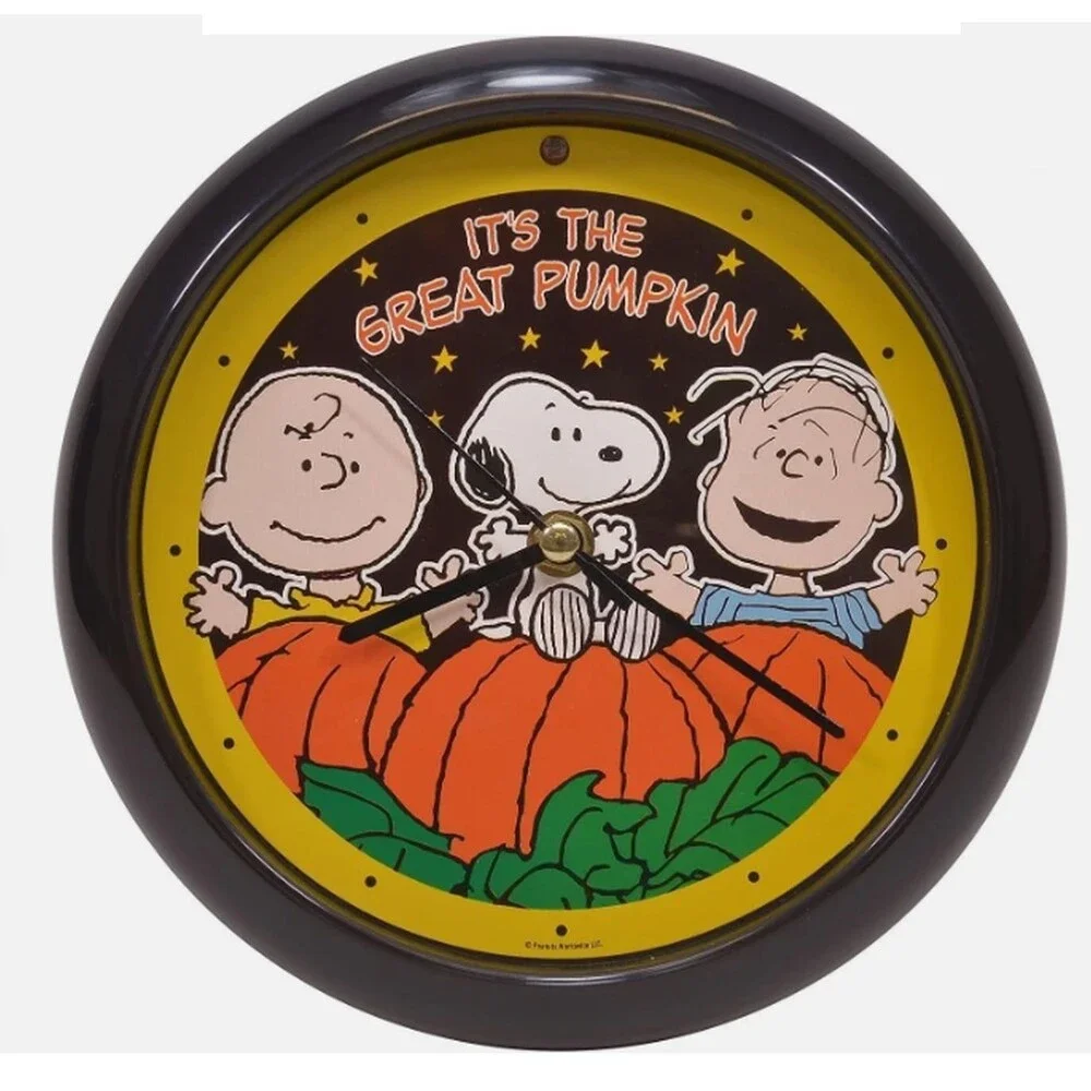 Round Plastic Spooky Sound Wall Clock (8